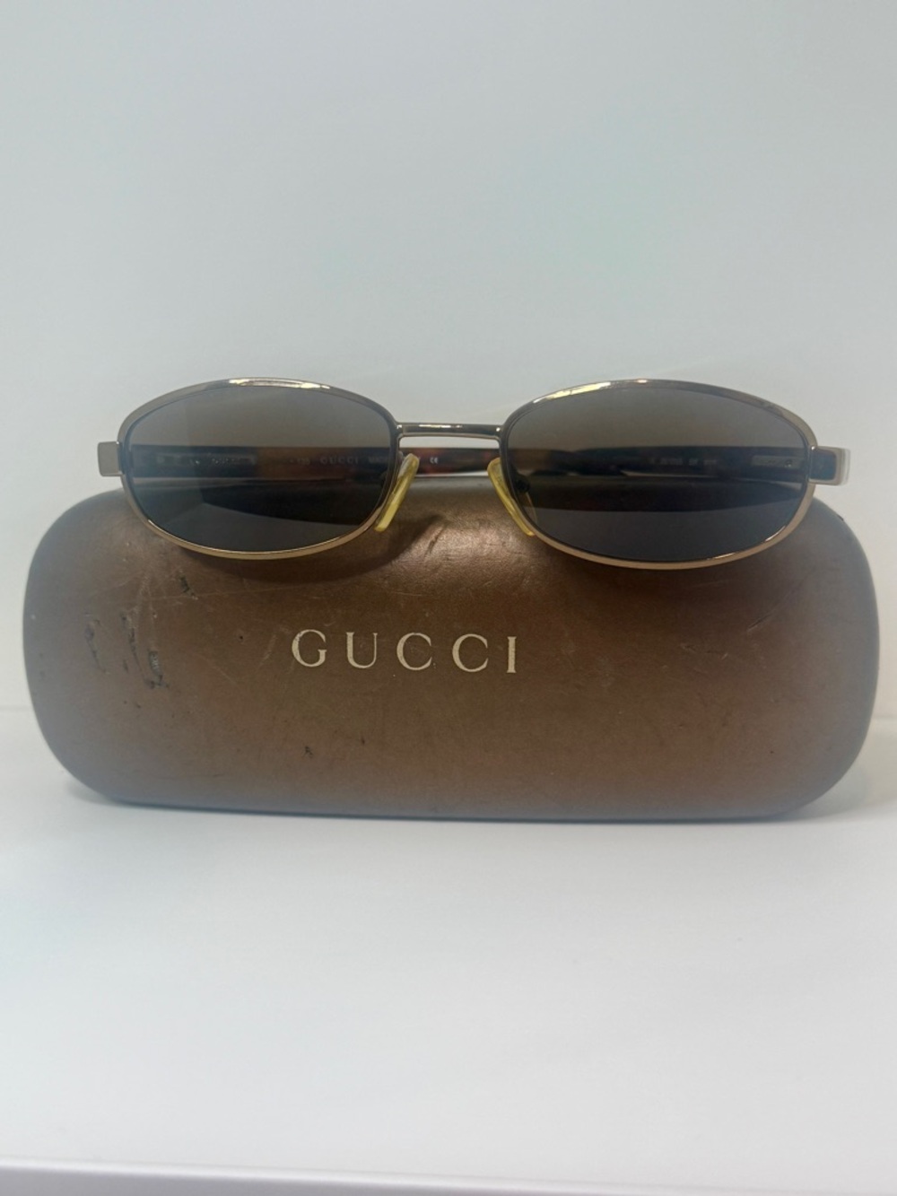 Vintage Gucci Brown and Gold Unisex Sunglasses